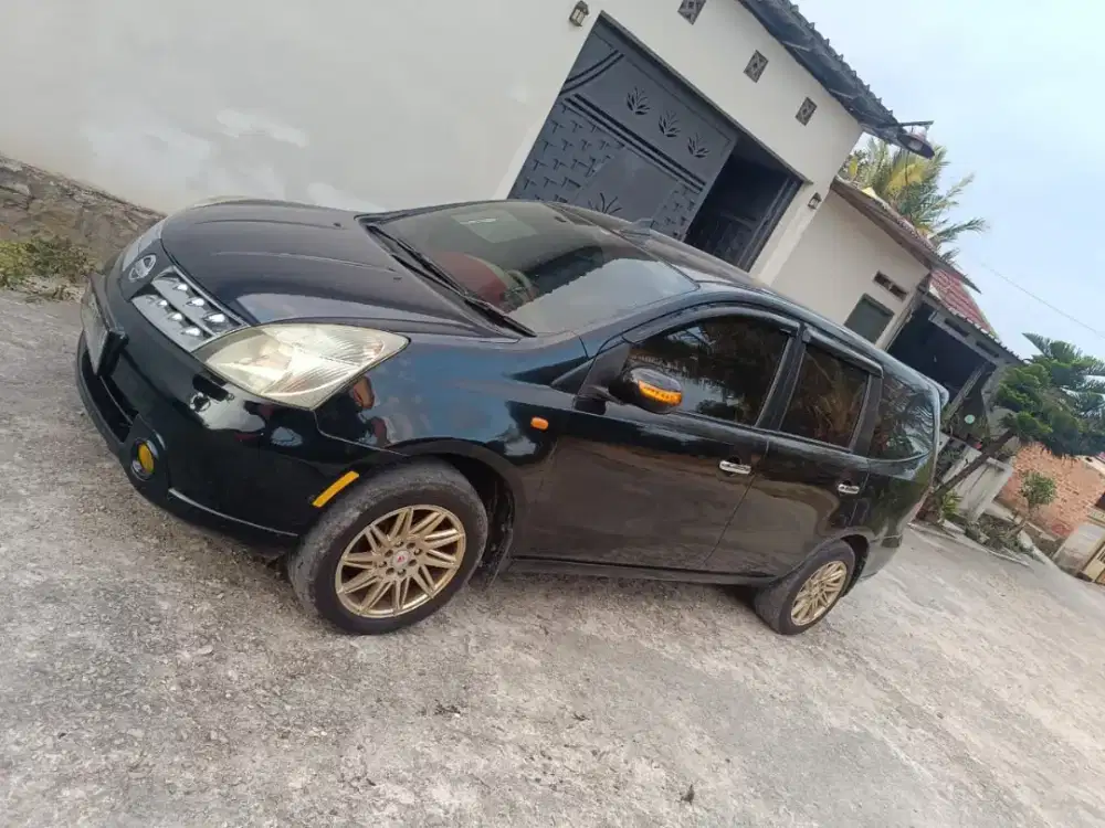 Jual cepat grand Livina XV manual 2007 pajak on ampek tahun depan