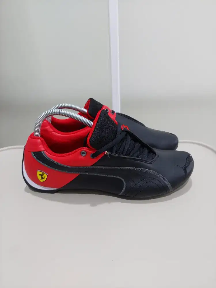 Sepatu PUMA Scuderia Ferrari Future Cat - Size 40