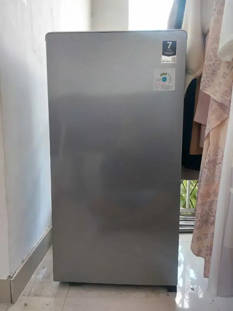 Kulkas 1 pintu baru lengkap dos
