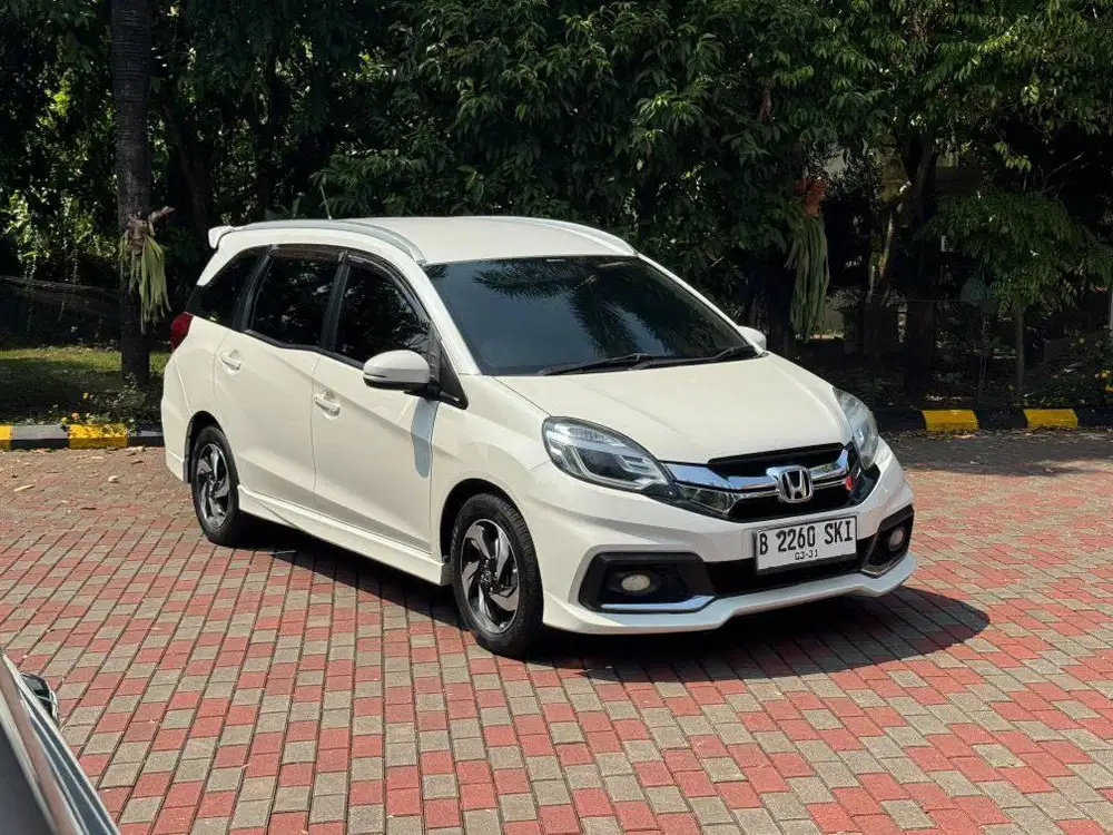 Mobilio RS automatic tahun 2016 kredit TDP 10jt