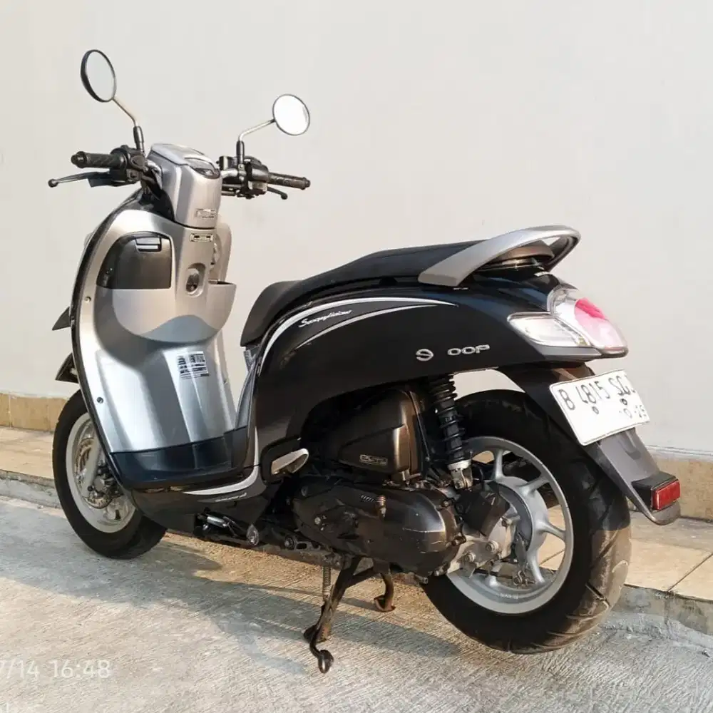 HONDA SCOOPY STYLISH TAHUN 2018 CASH KREDIT MURAH DP MULAI 1.100