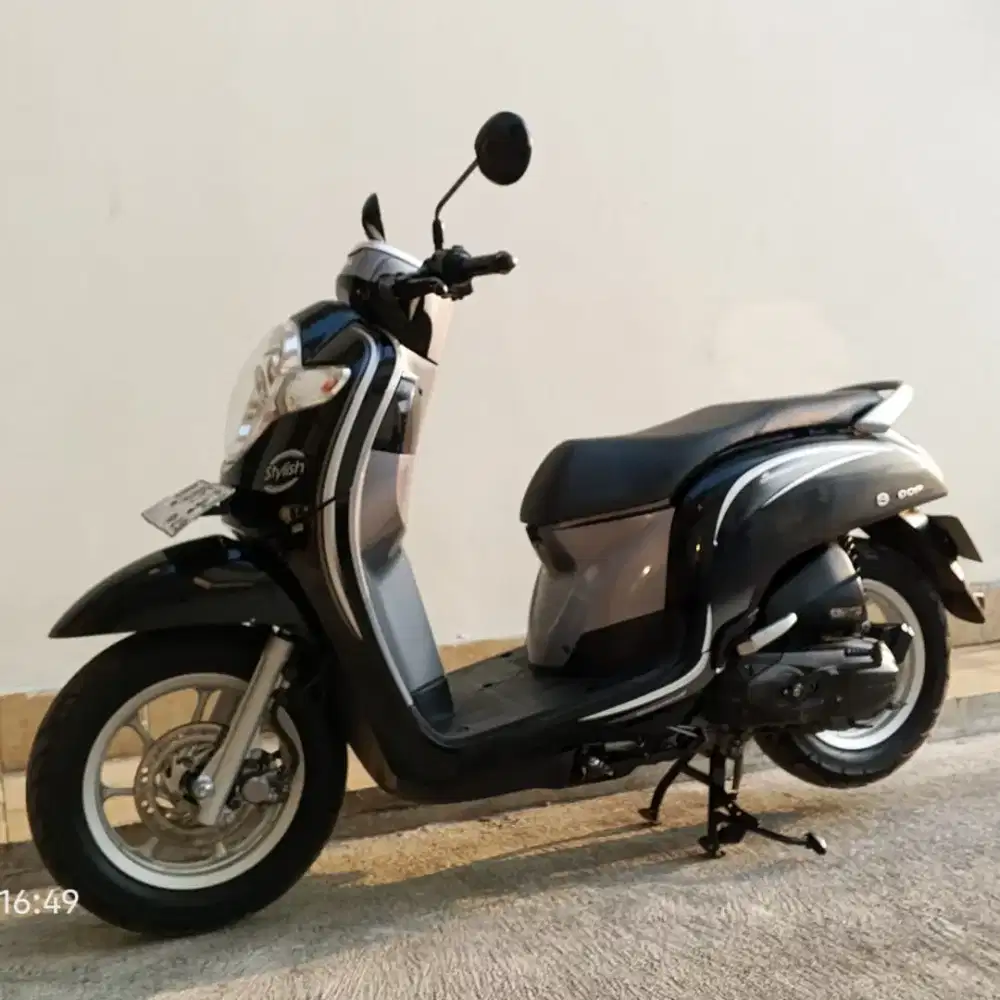 HONDA SCOOPY STYLISH TAHUN 2018 CASH KREDIT MURAH DP MULAI 1.100
