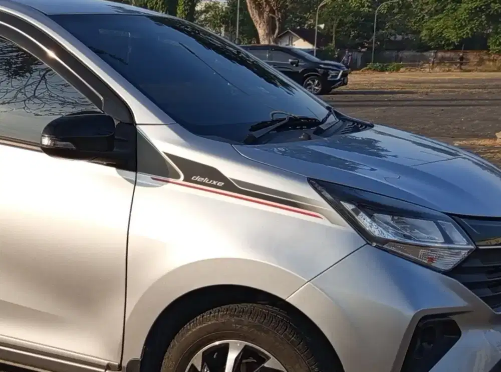 Daihatsu Sigra R-Deluxe AT 2024/2023 Silver L.