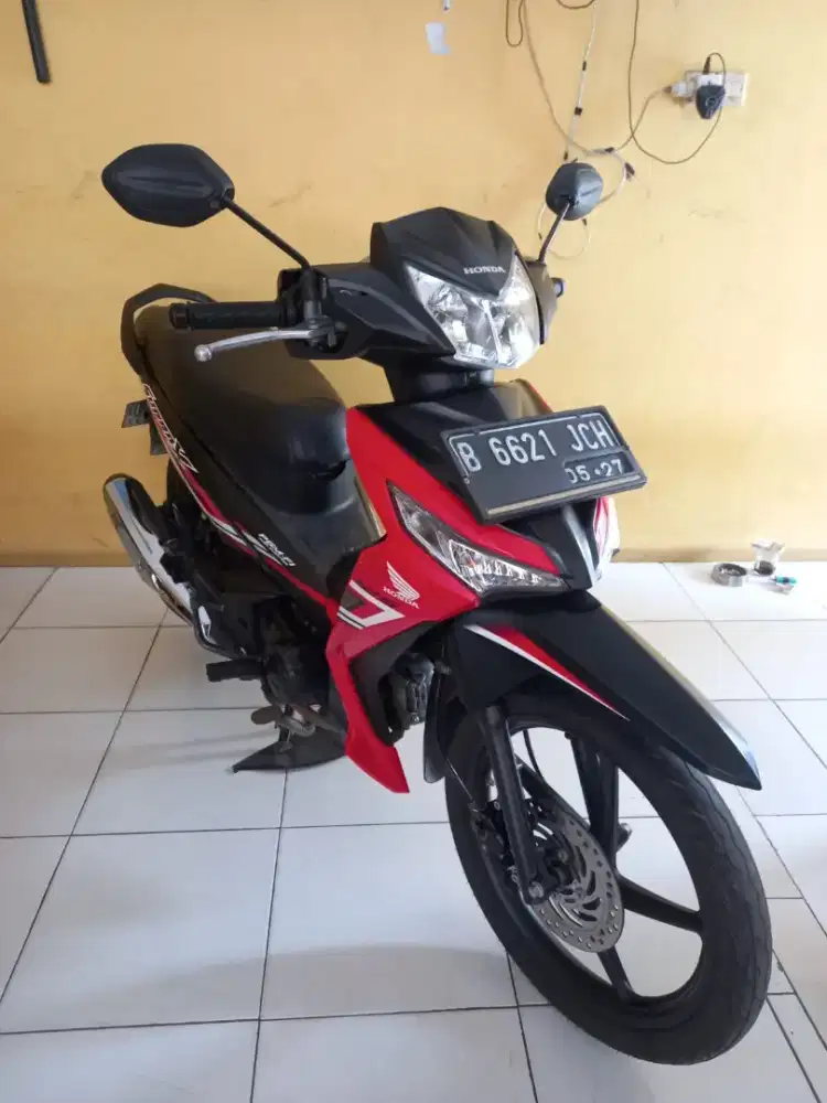Honda supra x 125