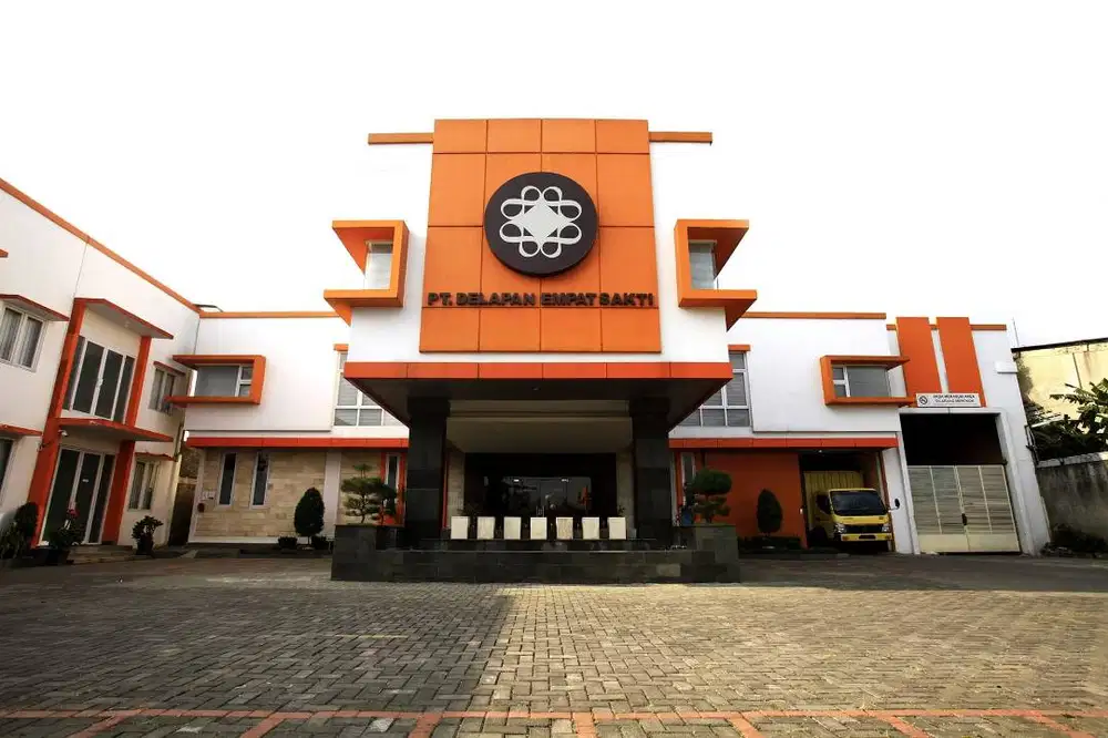 LOWONGAN HOST LIVE STREAMING