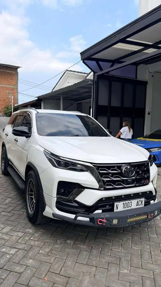 Toyota Fortuner 2.8GR 2024 Diesel Low Km