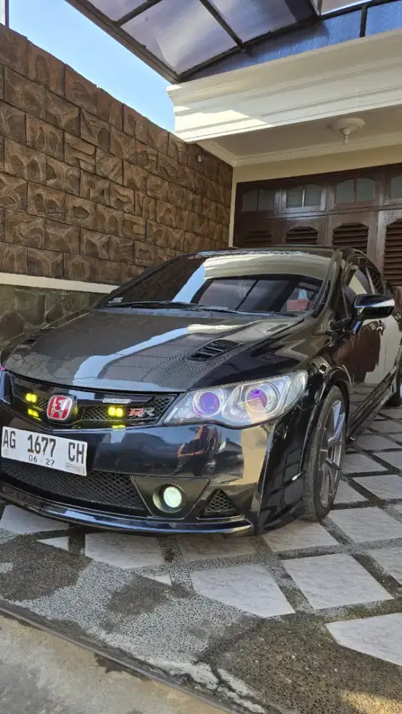 Civic fd 2010 warna hitam Automatic kondisi istimewa