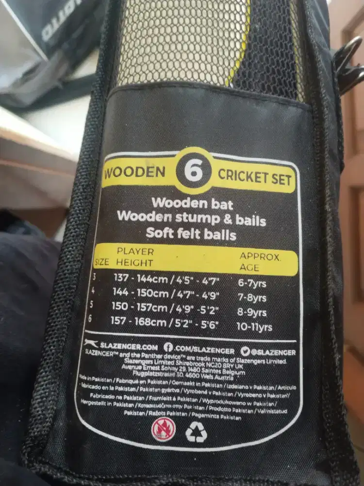 Slazenger V-Series Cricket Set Size 6 (Wooden Cricket Set)