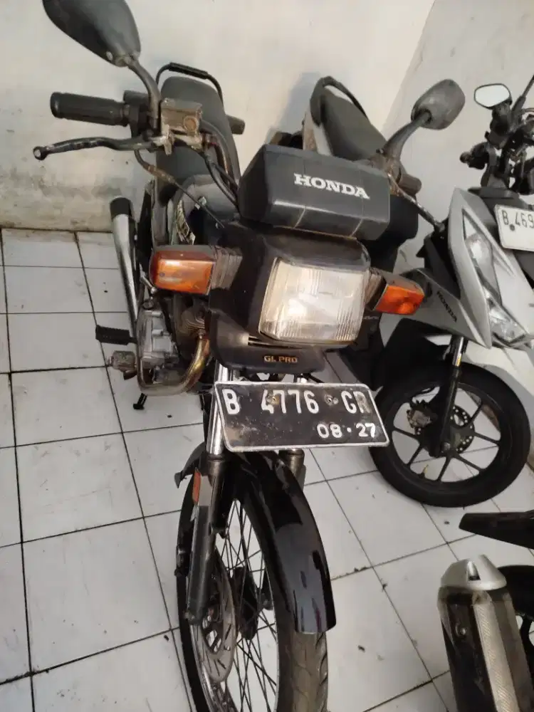 Jual motor Honda GL pro th 1997