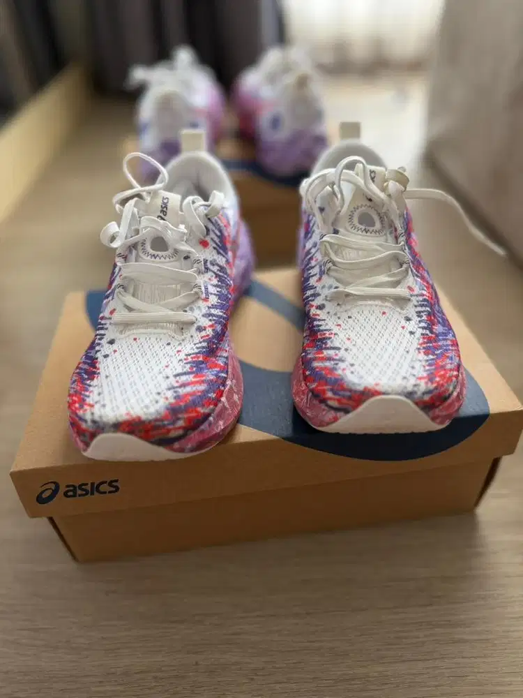 Sepatu lari asics Noosa tri 16 kondisi like new