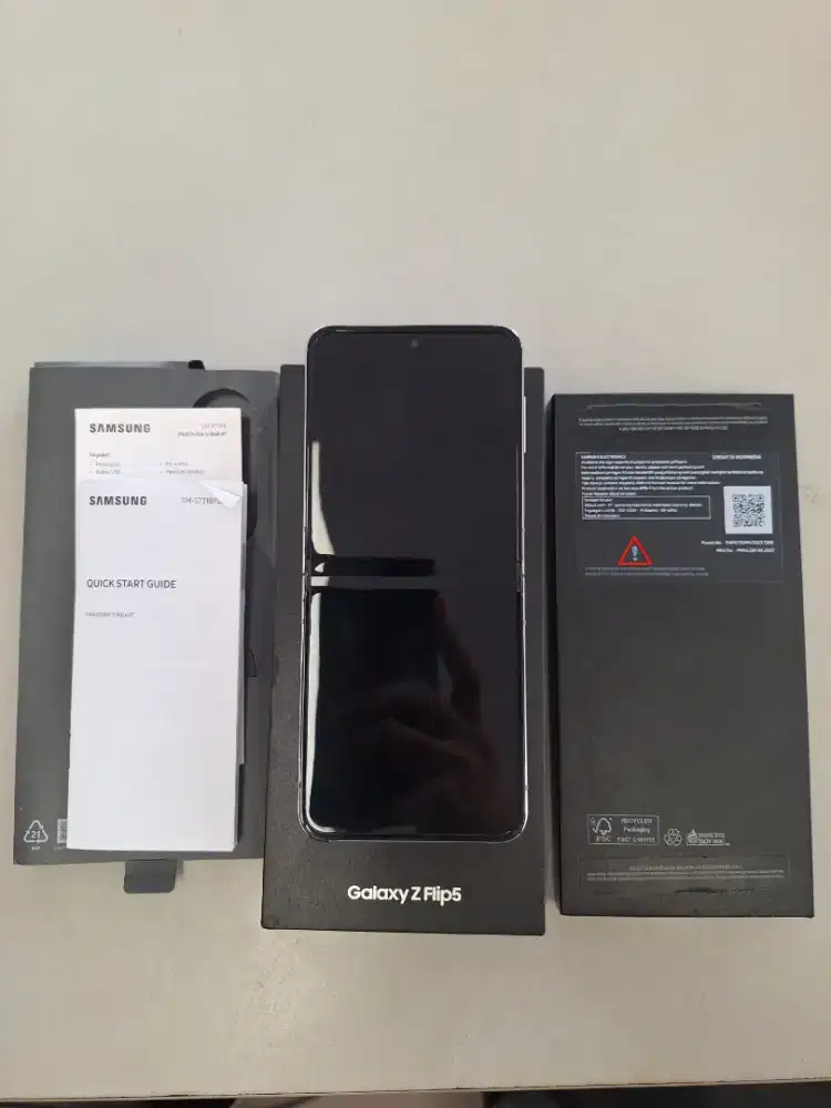 Samsung Z Flip 5 8/256