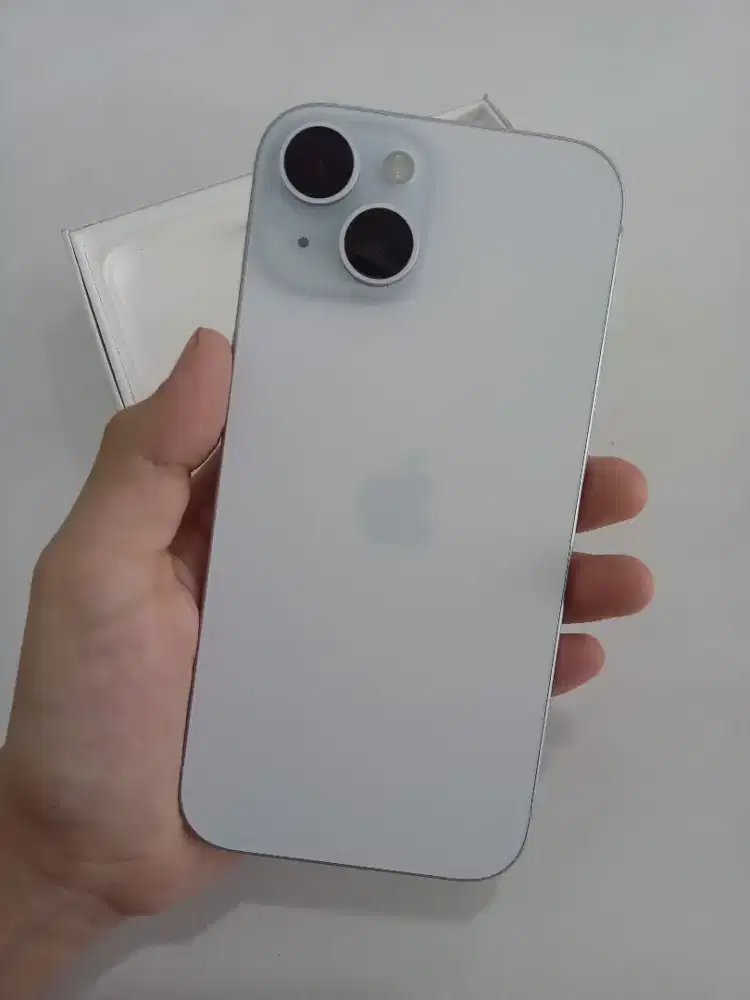 iPhone 15 128GB iBox
