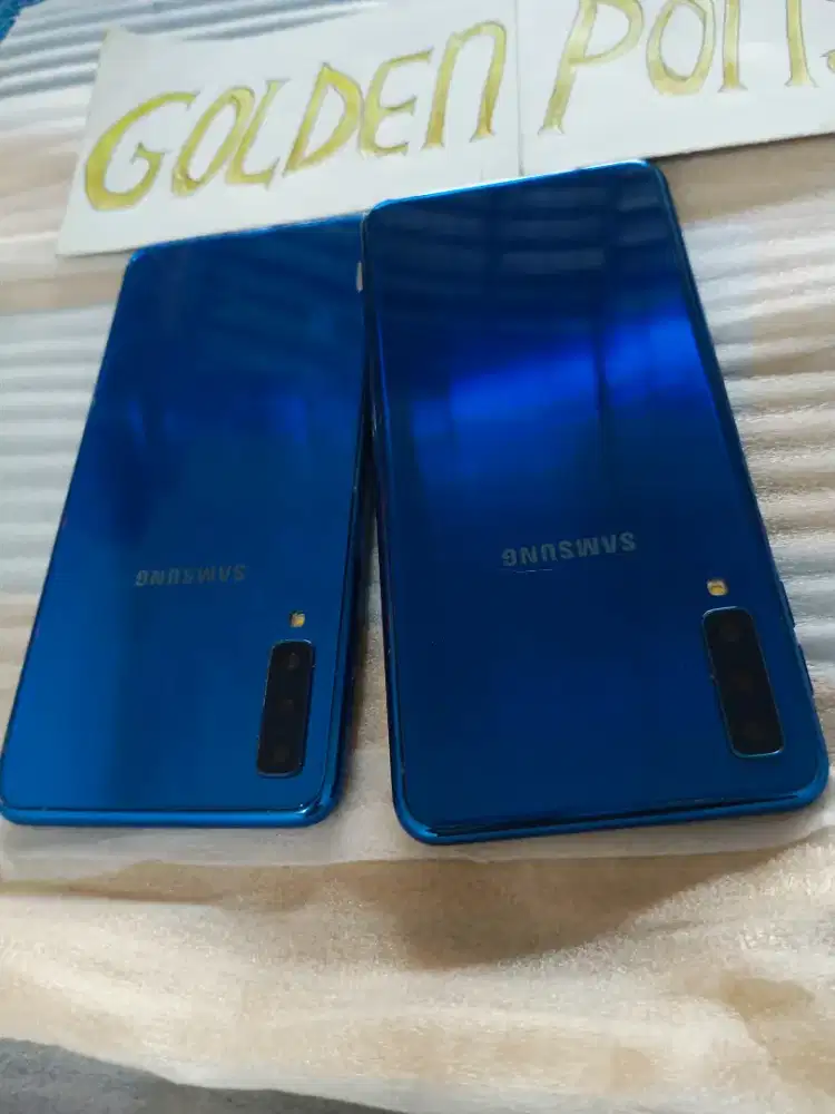 Galaxy+A7+Perfect.ORI(64Gb/Ram4Gb)Golden+ponsel