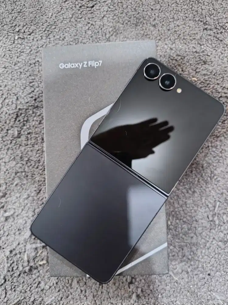 Samsung z flip 7 12/256 fullset