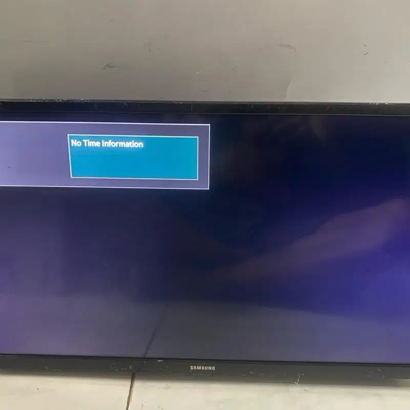 LED TV Samsung 24inch UA24T4001 HDTV HDMI USBMovie