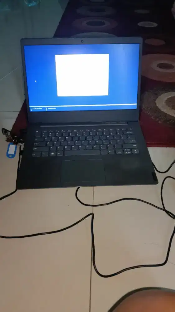 LEPTOP LENOVO V-14IIL