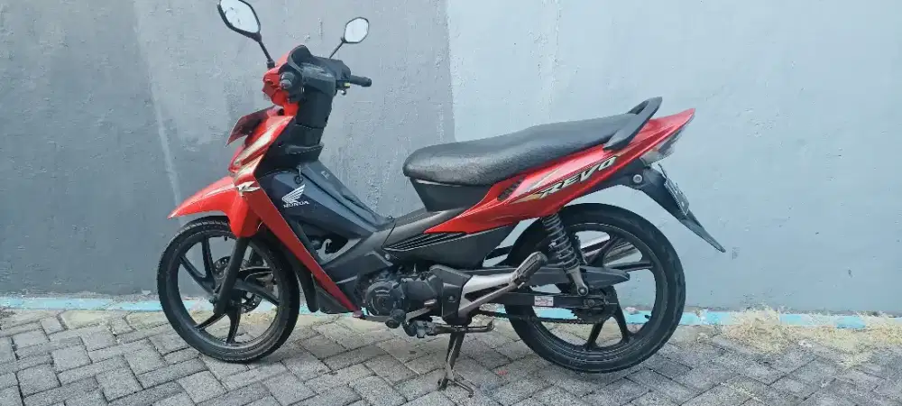 Dijual Honda Revo Th.2007