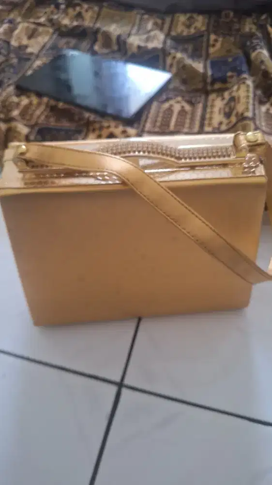 Tas pesta seken