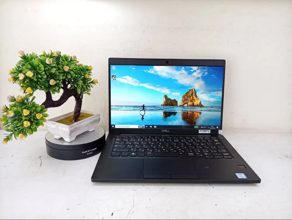 Jual Laptop Dell Latitude 7390 i5-8250U/8gb/ssd 256gb/13,3inci IPS