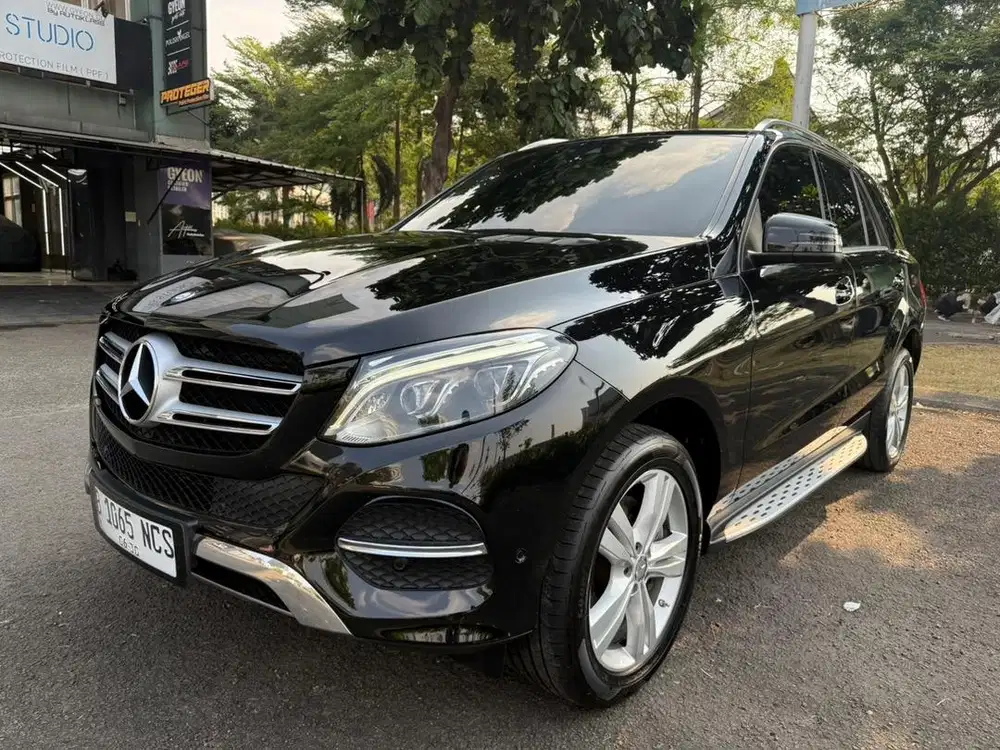 Mercedes GLE400 Exclusive 2017 / 2016 Tangan pertama ANTIK ORIGINAL