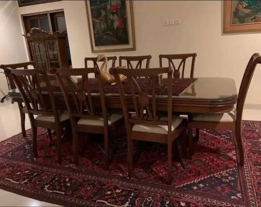 Meja makan jati dan cradenza