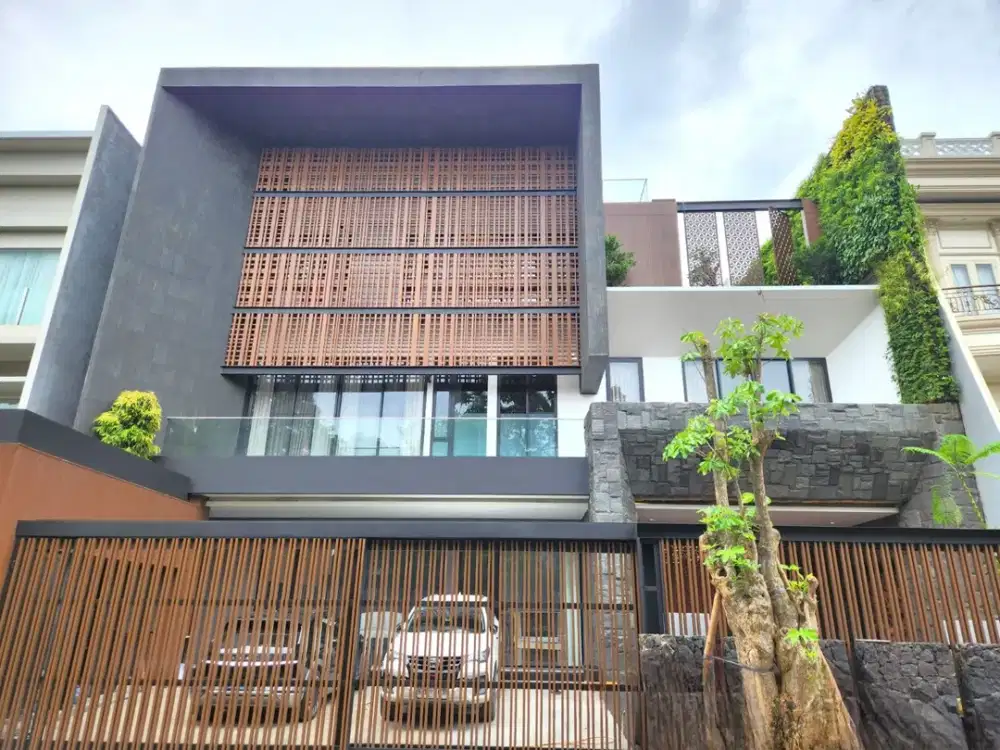 Rumah 4lt luas 20x30 600meter 6KT Trimaran Permai PIK1 Pantai Indah Kapuk