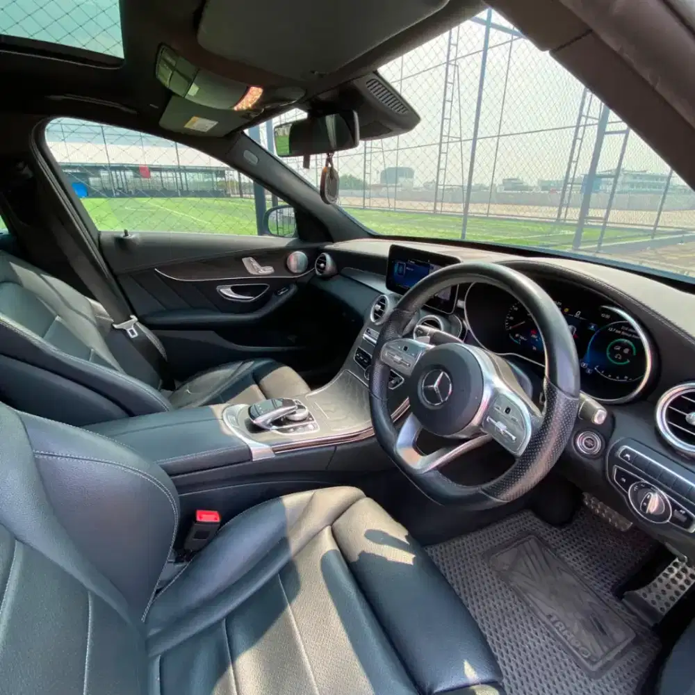 Mercedes Benz C300 AMG Tahun 2019
