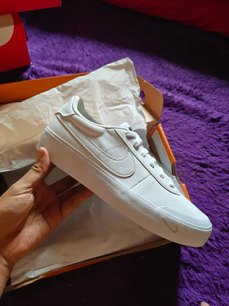 Sepatu Nike ori