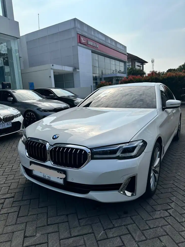 BMW 530i Lci Opulence No Repaint