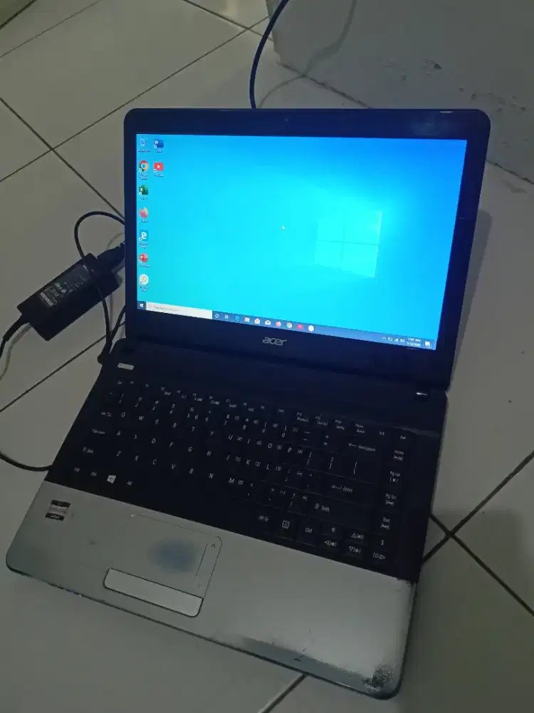 dijual laptop acer 6Gb