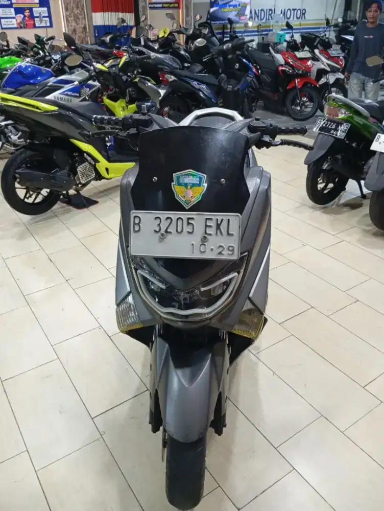 NMAX 2017. GREESS BERGARANSI. PAJAK ON, SS LENGKAP. BISA NEGO. COD.
