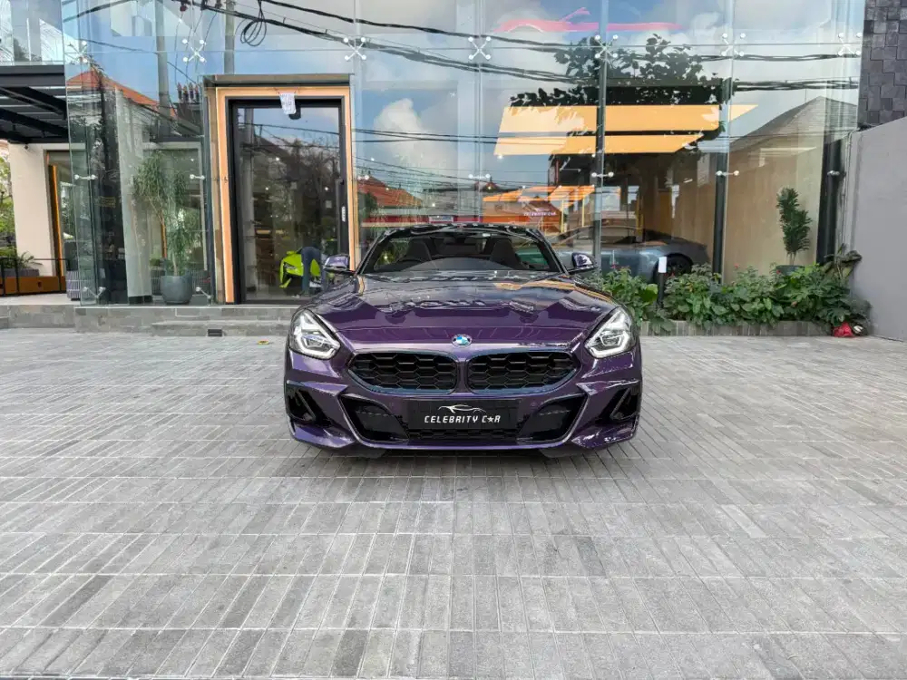 BMW Z4 M40i 3.0L 2023 - Thundernight Metallic