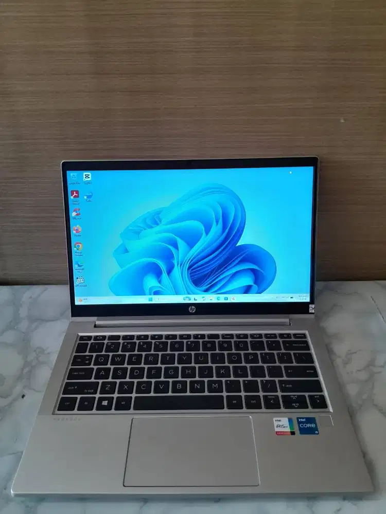 HP Probook 430 g8, Core i5 gen11, Ram 8GB, SSD 256GB, VGA intel irisX,