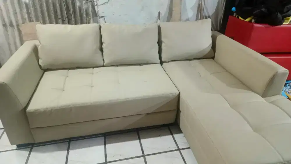 Jasa perbaikan sofa & peaan baru
