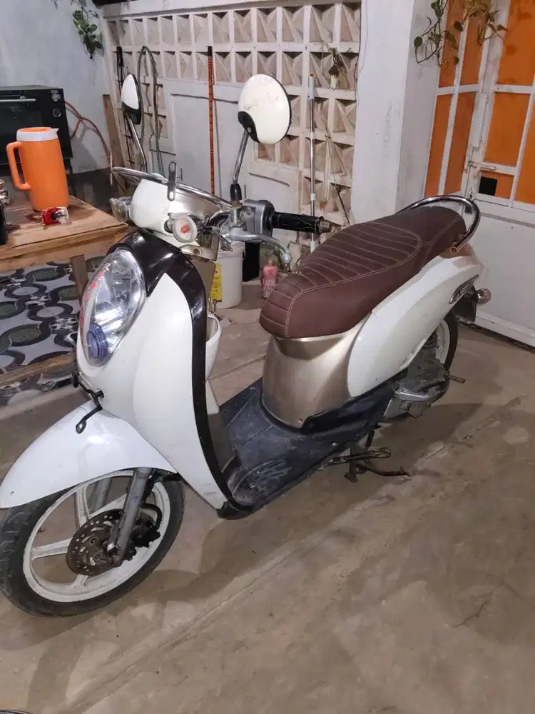 SCOOPY KARBU (2013)