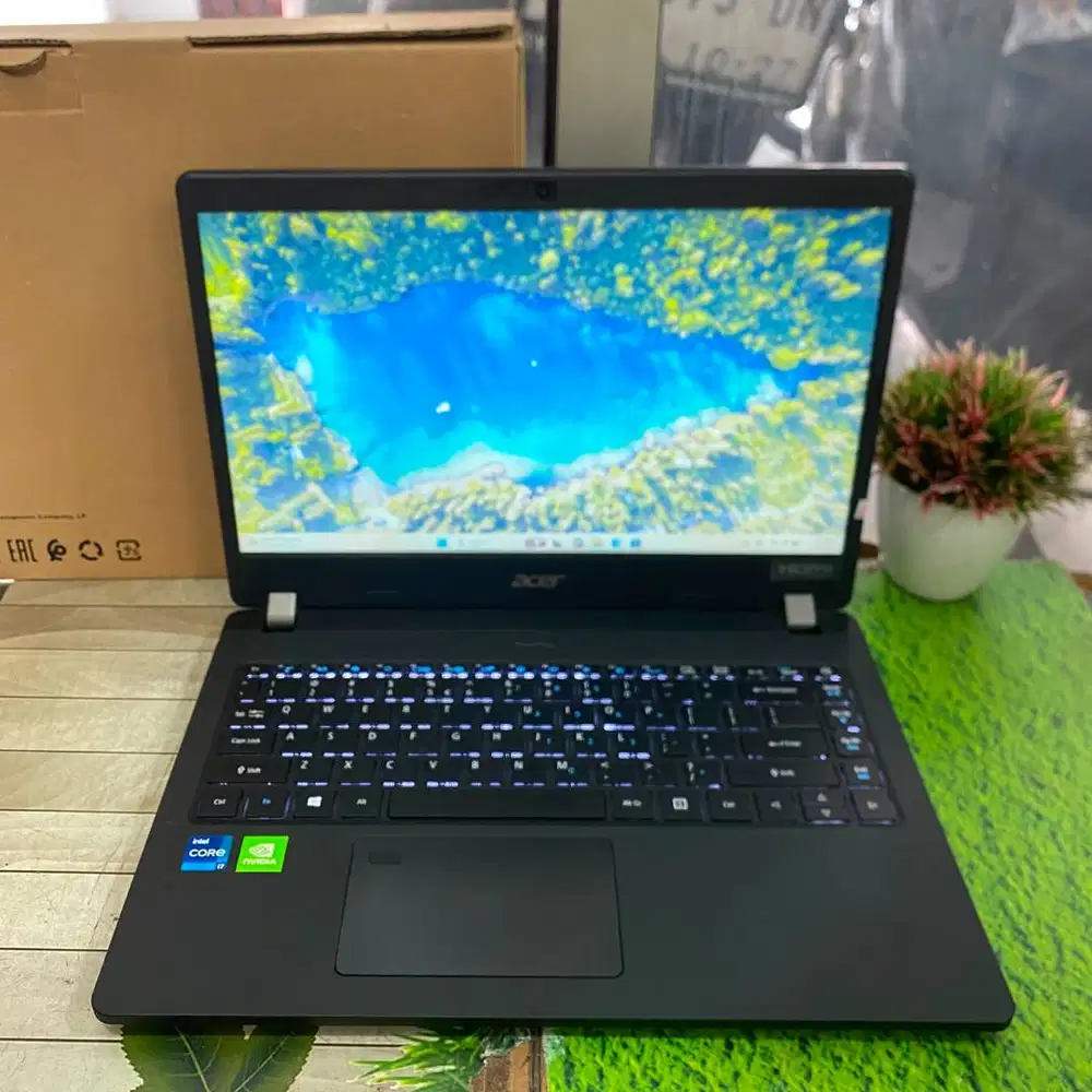 Acer Travelmate P214-53G Core i7-1165G7 16GB 256GB 14FHD MX330 2GB