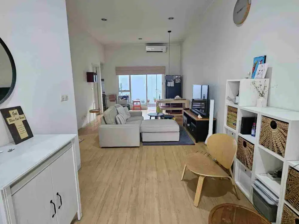 JUAL MURAH !! Rumah 1 lanta Suvarna Suterai 8x17 semi furnished