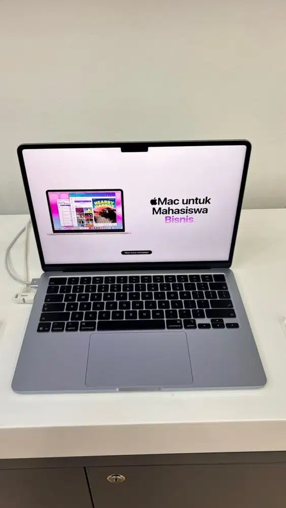 Kredit macbook air M5 13.6inci 16/512gb
