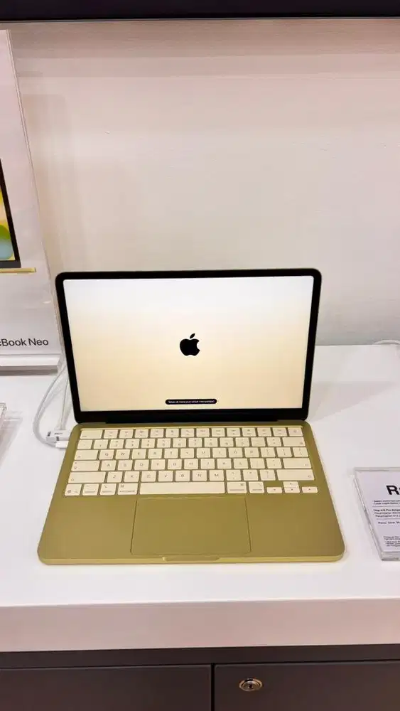 Kredit macbook neo 256gb