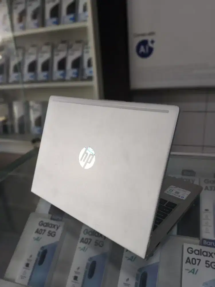 Promo laptop bergaransi // kredit dp 0%
