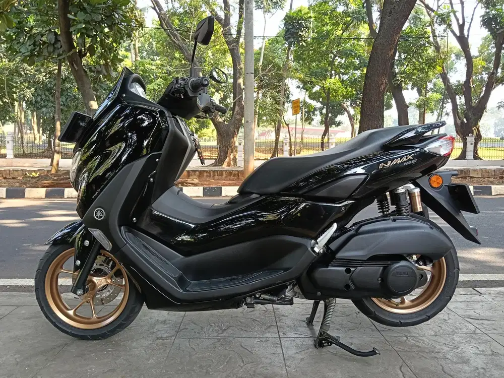 DIJUAL CASH NEW YAMAHA N MAX KUNCI THN 2021 PJK IDUP BONUS BALIK NAMA