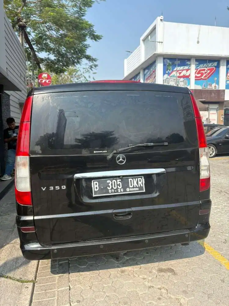 Mercedes-Benz Viano 2010 Hybrid