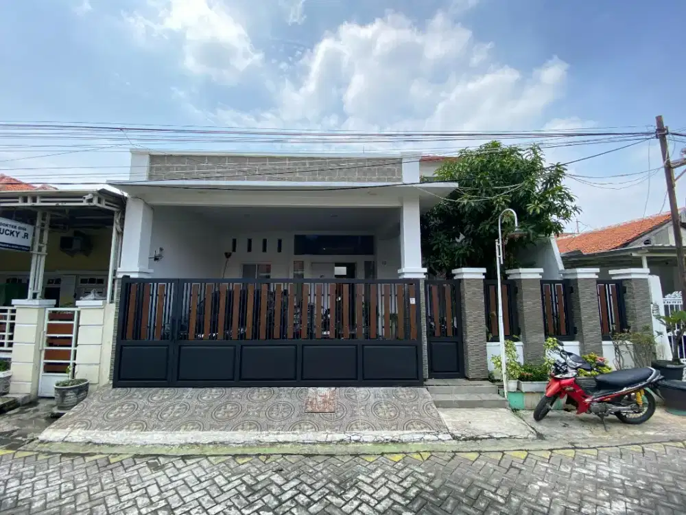 Jual Cepat Rumah strategis semi full fulnish