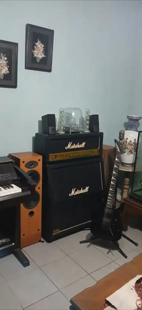 Speaker head kabinet gitar