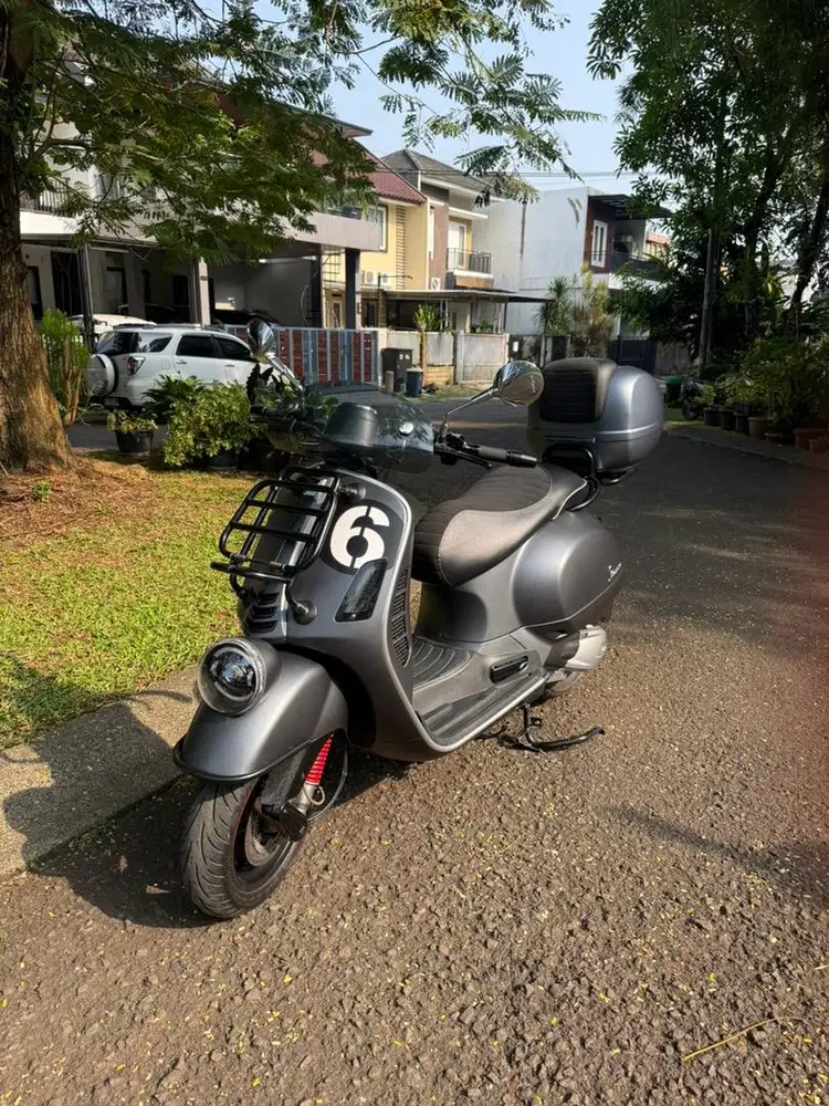 Dijual Vespa Giorni - GTV 300