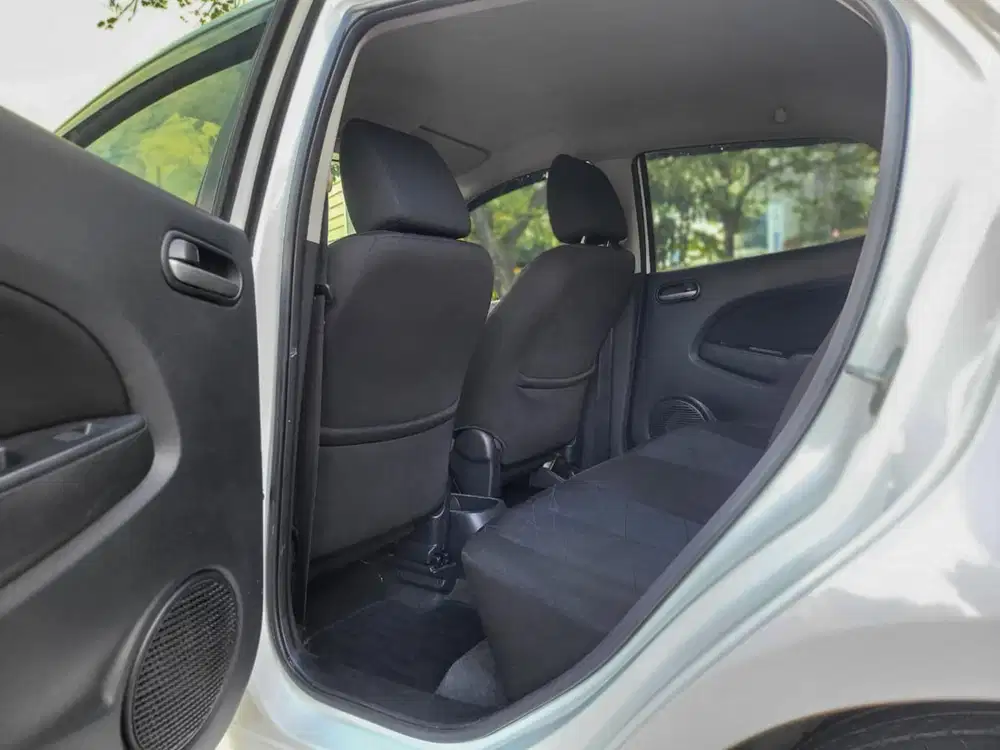 MAZDA 2 1.5 AT 2014 SIAP PAKAI