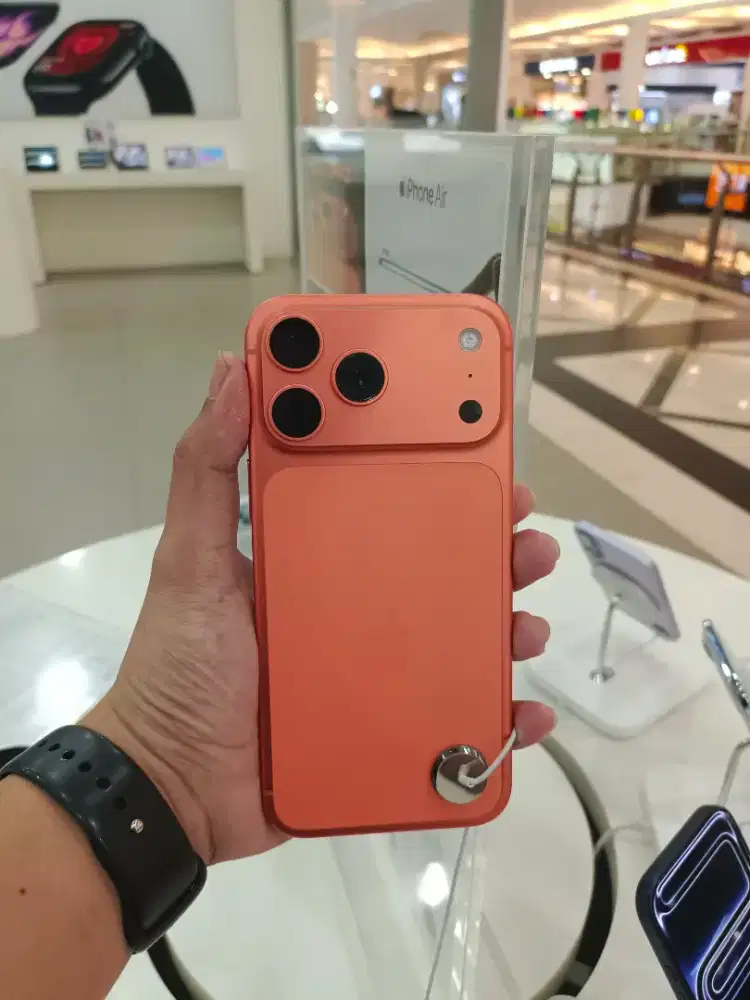 IPHONE 17 PRO MAX COSMIC OREN CASH&CREDIT 0% 12 BULAN