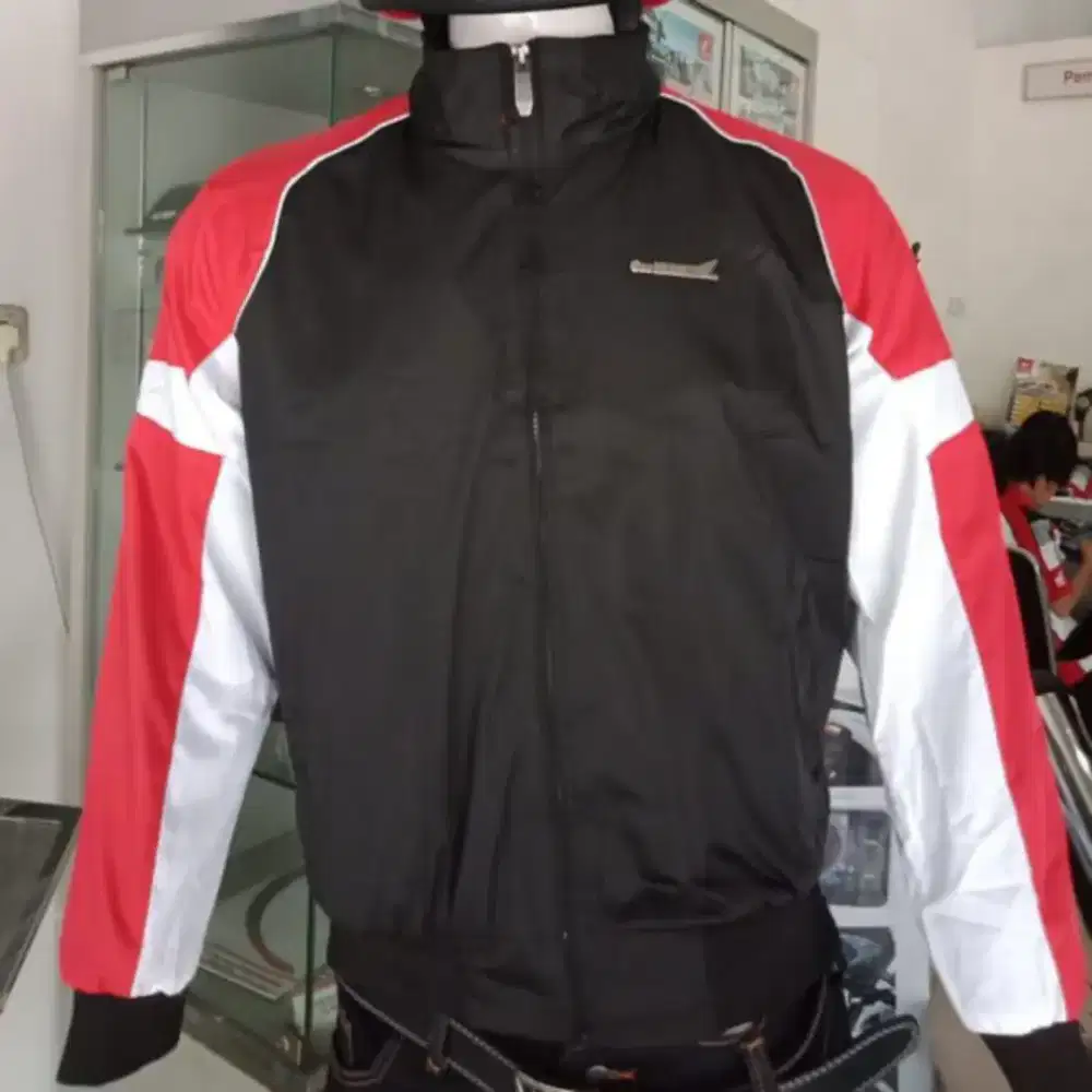 Jaket vario parasit lembut tebal size XL