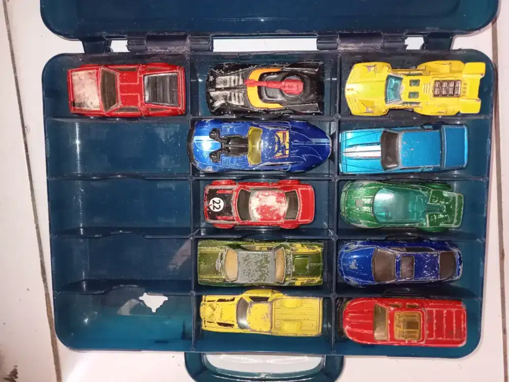 Mobil hotwels dijual borongan ada 11pics