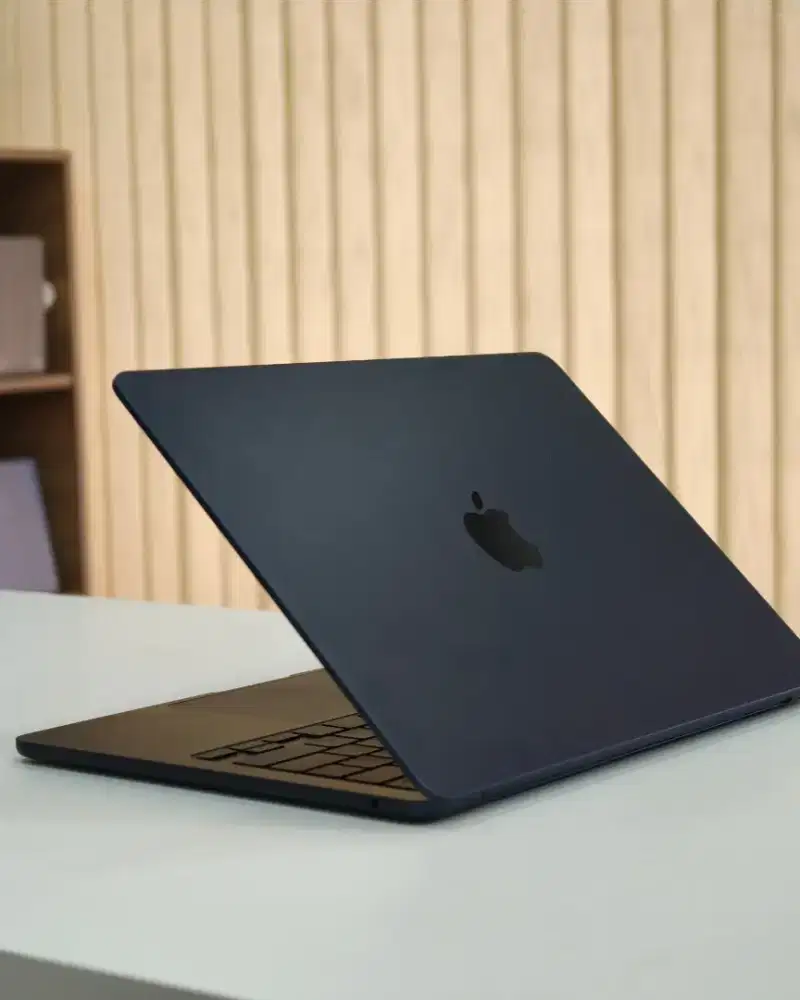 Macbook Air M5 13inc 16/512 Ready barang limit
